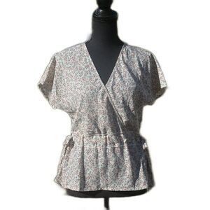2/$10 Lazy Sundays Short Sleeve Floral Blouse with V Neck & Side Cinch Ties